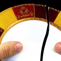 recoller une assiette cassée